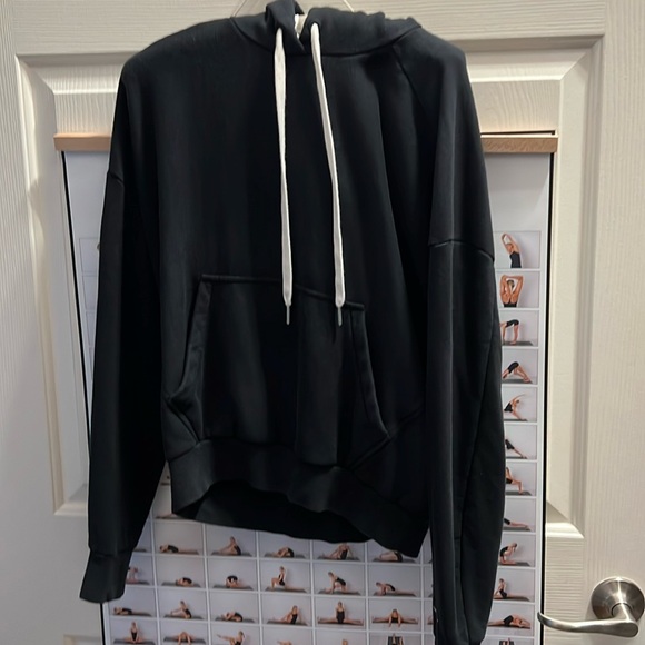 Rag and bone black hooded sweatshirt size medium - Picture 1 of 1